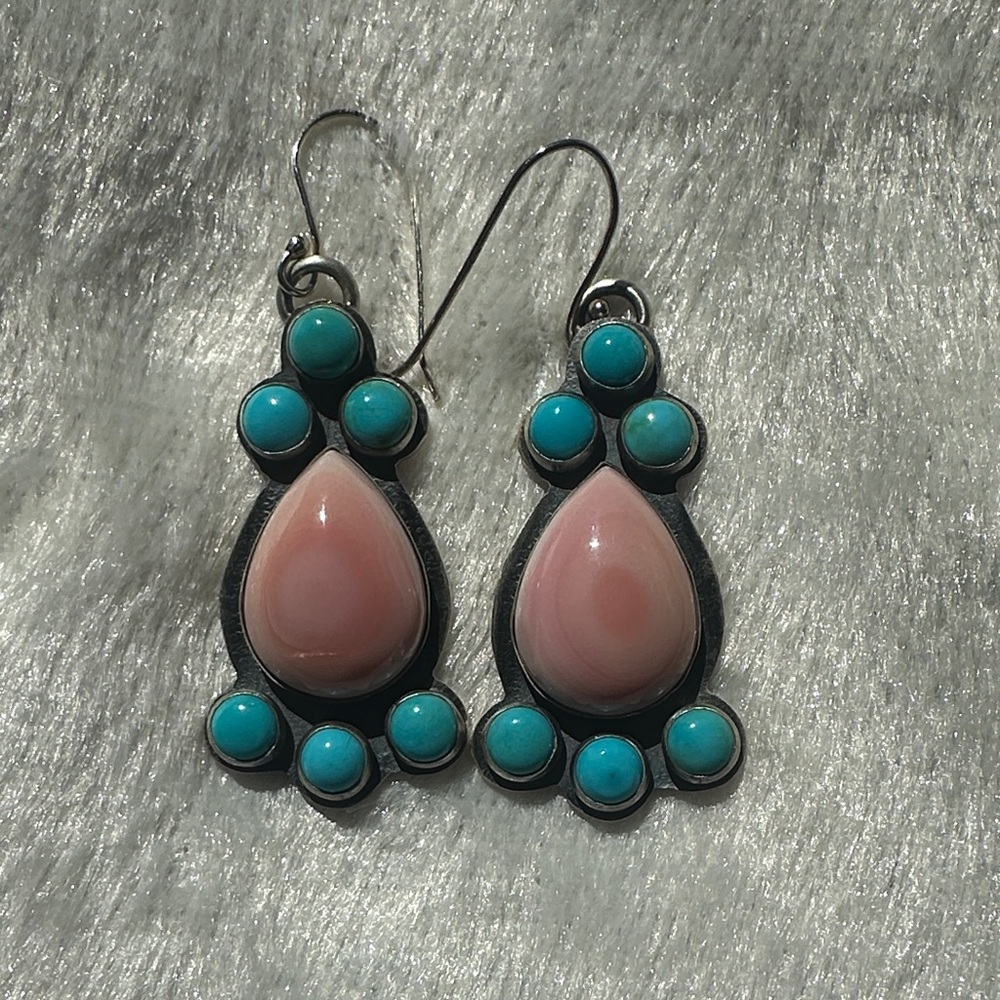 Navajo handcrafted Sterling silver, turquoise and pink conch Dangle Earrings